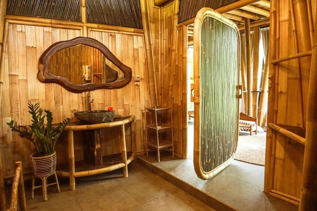 Villa Eco Bamboo Island Bali - Bamboo House #4 Selat Esterno foto